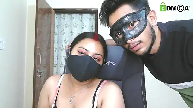 SassyWildCouple online show from 05/08/26, 12:10