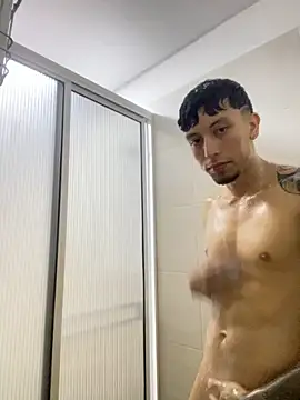 Stiven x0 online show from 12/04/25, 12:42