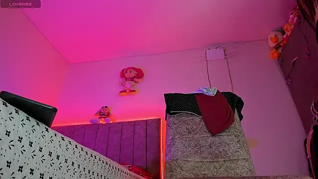 Snapshot of hot_Dariana_pantyhose chatting on 04/24/26, 03:03 hot Dariana pantyhose online show from 04/24/26, 03:03