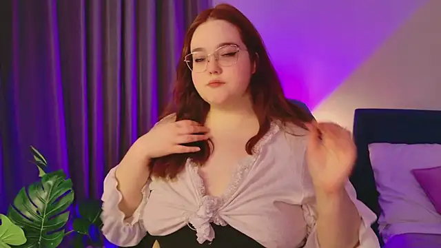 Neko Moor online show from 02/07/26, 08:34