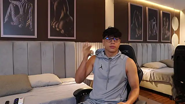 Ethan occonor online show from 10/07/25, 12:13