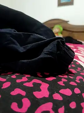 Snapshot of Exoticovergon chatting on 04/19/26, 10:58 Exoticovergon online show from 04/19/26, 10:58