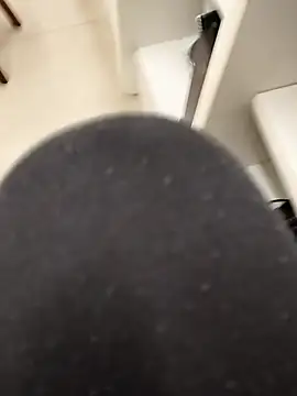 Snapshot of guridosul051 chatting on 09/15/25, 01:33 guridosul051 online show from 09/15/25, 01:33