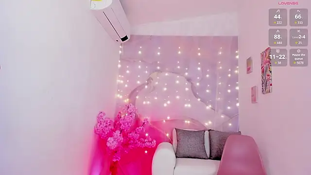 Snapshot of Maariangel chatting on 03/24/26, 02:22 Maariangel online show from 03/24/26, 02:22