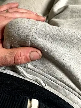 Snapshot of Marius1991 chatting on 11/13/25, 07:29 Marius1991 online show from 11/13/25, 07:29