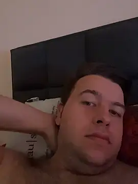 Snapshot of Lars2306 chatting on 10/24/25, 09:28 Lars2306 online show from 10/24/25, 09:28