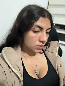 arieel  722 online show from 12/05/25, 04:43