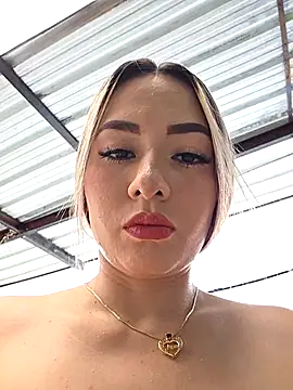 Snapshot of Natasanz chatting on 04/17/26, 07:39 Natasanz online show from 04/17/26, 07:39