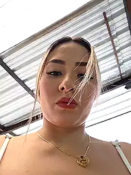 Snapshot of Natasanz chatting on 05/06/26, 07:41 Natasanz online show from 05/06/26, 07:41