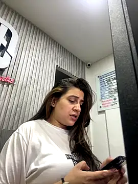 megvibes online show from 10/28/25, 12:03