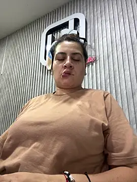 megvibes online show from 10/30/25, 12:56