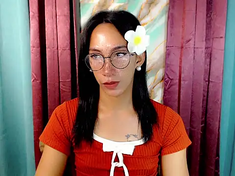 Snapshot of Wife_ur_pinay chatting on 09/26/25, 06:28 Wife ur pinay online show from 09/26/25, 06:28