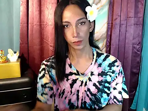 Snapshot of Wife_ur_pinay chatting on 10/15/25, 02:55 Wife ur pinay online show from 10/15/25, 02:55