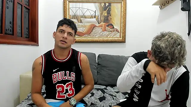 Snapshot of DavilANDkevin2 chatting on 09/15/25, 02:33 DavilANDkevin2 online show from 09/15/25, 02:33