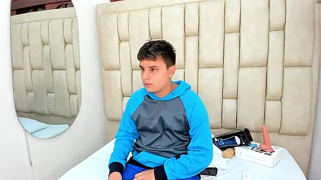 Snapshot of DavilANDkevin2 chatting on 11/30/25, 06:34 DavilANDkevin2 online show from 11/30/25, 06:34