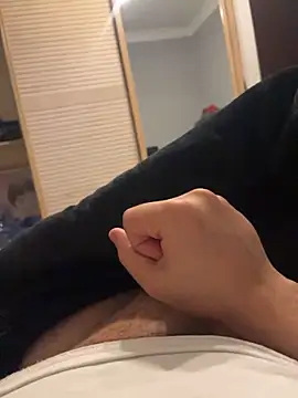 Snapshot of Mbidee chatting on 02/15/26, 11:56 Mbidee online show from 02/15/26, 11:56