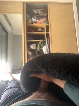 Snapshot of Mbidee chatting on 02/22/26, 12:26 Mbidee online show from 02/22/26, 12:26