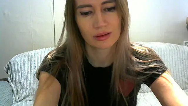 Snapshot of JessFoxxx chatting on 03/18/26, 04:37 JessFoxxx online show from 03/18/26, 04:37