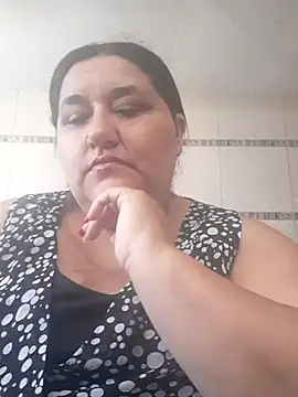 Snapshot of bocadepecado chatting on 11/19/25, 01:11 bocadepecado online show from 11/19/25, 01:11