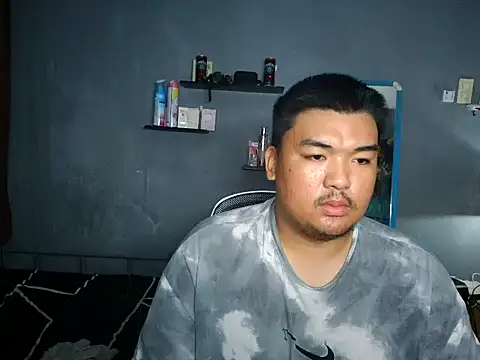 Snapshot of arthur_shelby2 chatting on 11/21/25, 10:36 arthur shelby2 online show from 11/21/25, 10:36