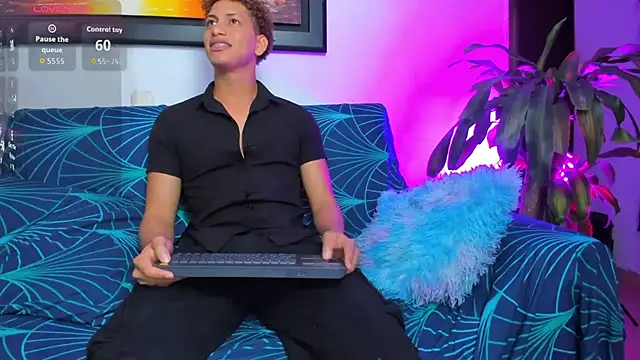 ECSTASYX2 2001 online show from 11/23/25, 04:56