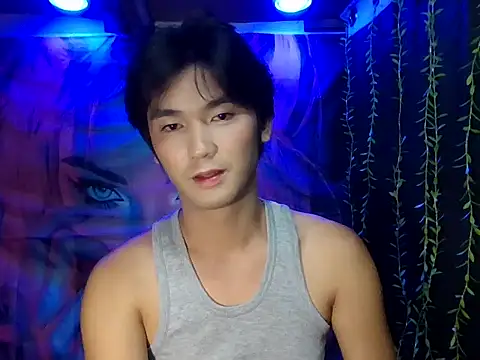 Snapshot of miss_lolalops chatting on 12/14/25, 04:34 miss lolalops online show from 12/14/25, 04:34