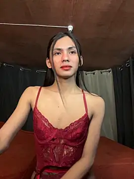 Snapshot of Ur_latinahotpaprika chatting on 11/03/25, 02:29 Ur latinahotpaprika online show from 11/03/25, 02:29