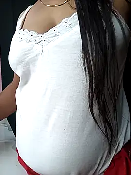 Desi couple305 online show from 11/14/25, 10:25