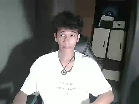 kenbigcockxx online show from 11/02/25, 10:28