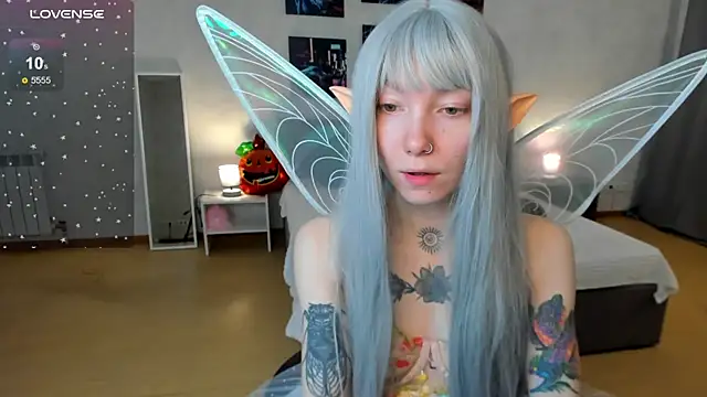 Snapshot of tattoo_art_baby chatting on 10/30/25, 01:40 tattoo art baby online show from 10/30/25, 01:40