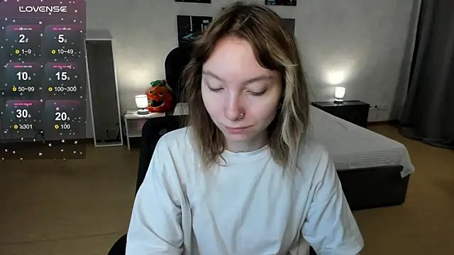 Snapshot of tattoo_art_baby chatting on 11/05/25, 01:38 tattoo art baby online show from 11/05/25, 01:38