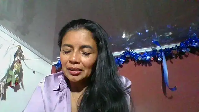 DianaOchoa  online show from 12/03/25, 04:09