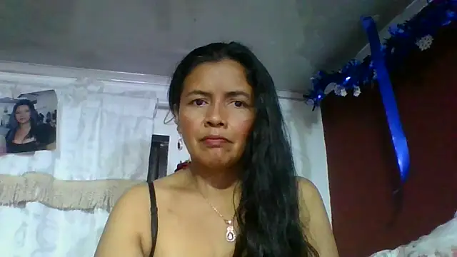 DianaOchoa  online show from 01/06/26, 04:38