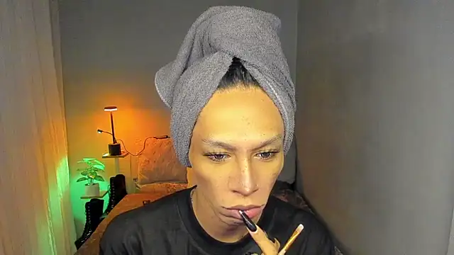 anitacruise online show from 10/17/25, 09:17