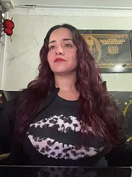 candy  fox  online show from 11/02/25, 12:07