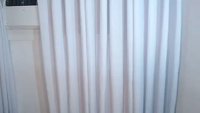  prettykylie  online show from 12/03/25, 12:36