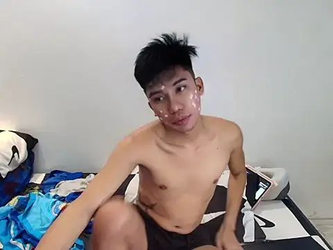 Snapshot of Ur_pinoyhotbrix chatting on 03/04/26, 06:47 Ur pinoyhotbrix online show from 03/04/26, 06:47