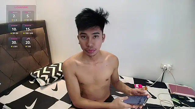 Snapshot of Ur_pinoyhotbrix chatting on 03/11/26, 02:56 Ur pinoyhotbrix online show from 03/11/26, 02:56