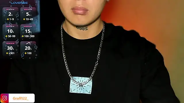 Snapshot of Archie-Davis chatting on 10/18/25, 12:39 Archie-Davis online show from 10/18/25, 12:39