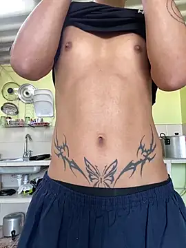 Snapshot of Archie-Davis chatting on 10/20/25, 12:38 Archie-Davis online show from 10/20/25, 12:38