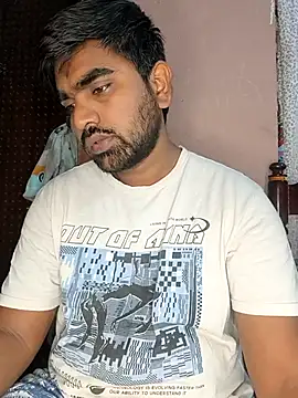 Snapshot of Harsha_Happy chatting on 12/23/25, 12:52 Harsha Happy online show from 12/23/25, 12:52