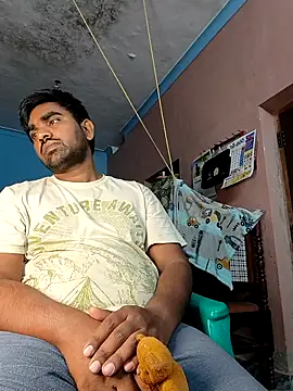Snapshot of Harsha_Happy chatting on 01/06/26, 03:49 Harsha Happy online show from 01/06/26, 03:49