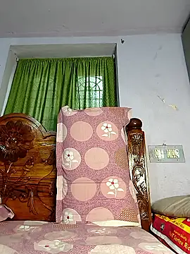 Snapshot of Harsha_Happy chatting on 01/11/26, 04:28 Harsha Happy online show from 01/11/26, 04:28