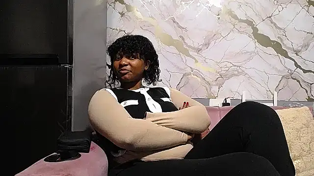 Snapshot of Goddessberry chatting on 06/17/26, 05:54 Goddessberry online show from 06/17/26, 05:54