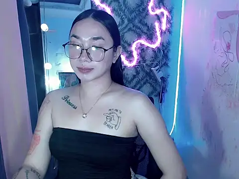 in yourdreamstarxx online show from 01/14/26, 12:55