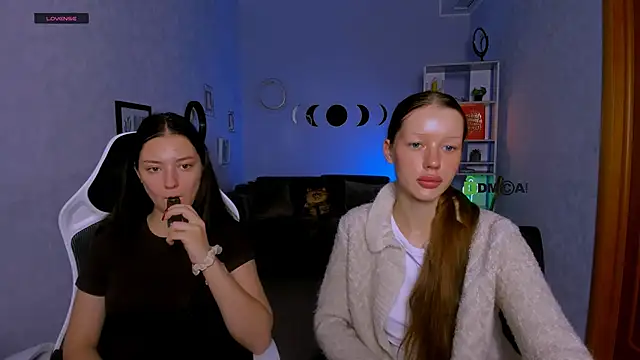 miki-niki online show from 09/30/25, 05:45