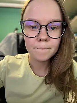  CherryBloom  online show from 09/09/25, 12:59