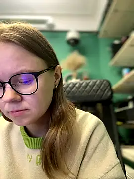  CherryBloom  online show from 09/24/25, 07:44