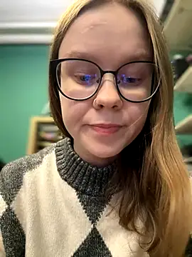  CherryBloom  online show from 10/03/25, 07:05