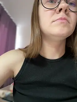 Snapshot of _CherryBloom_ chatting on 03/07/26, 01:08 CherryBloom online show from 03/07/26, 01:08